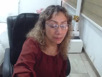 Yessilatin May 22, 2025 Chaturbate stream image