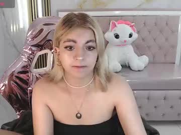 Lili_Conor_S May 22, 2025 Chaturbate stream image