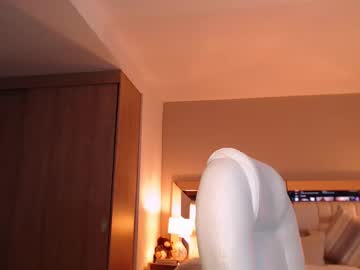 Candyshe stream photo from May 22, 2025