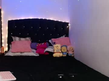 Holy_Juli_ May 22, 2025 Chaturbate stream image