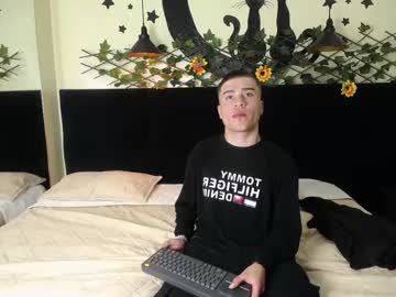 Ravenheat May 22, 2025 Chaturbate stream image