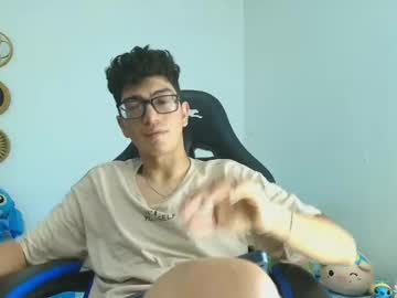 Tylerwhiite_ May 22, 2025 Chaturbate stream image