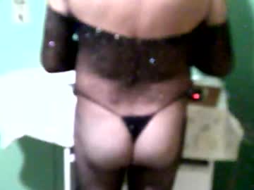 Luclaputona99 May 22, 2025 Chaturbate stream image