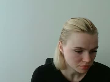 Leyla_Le May 22, 2025 Chaturbate stream image