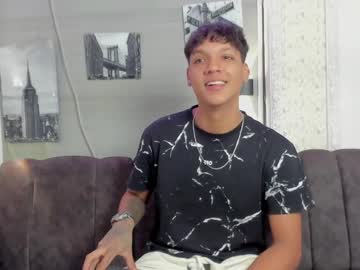 Russell_Bennett May 22, 2025 Chaturbate stream image