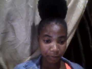 Sanyah0123 May 22, 2025 Chaturbate stream image