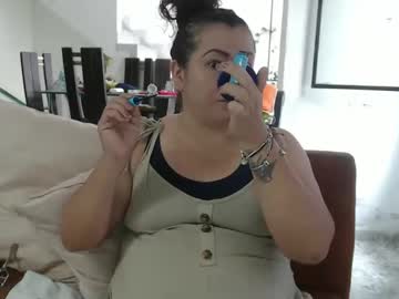 Leishasoft1 May 22, 2025 Chaturbate stream image