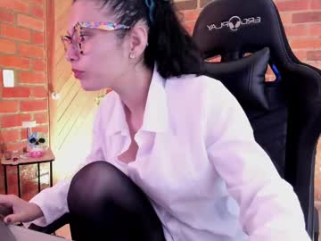 Paulinabarnett_ May 22, 2025 Chaturbate stream image