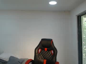 Danielitopapii May 22, 2025 Chaturbate stream image