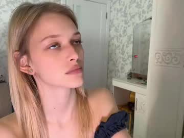 Darlingdarinka May 22, 2025 Chaturbate stream image
