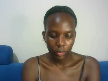 Hot_Berry2003 May 22, 2025 Chaturbate stream image