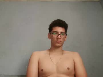 Jheyko11 May 22, 2025 Chaturbate stream image