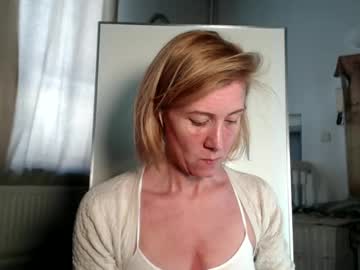 Lola_Belgium May 22, 2025 Chaturbate stream image