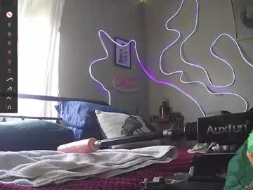 Sp00kywitchmom stream photo from May 22, 2025