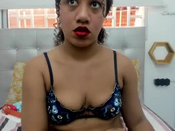 Scarlett_Fox20 May 22, 2025 Chaturbate stream image