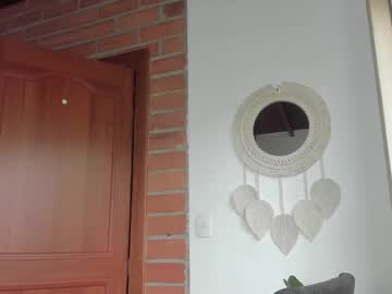 Iam_Brina04 May 22, 2025 Chaturbate stream image