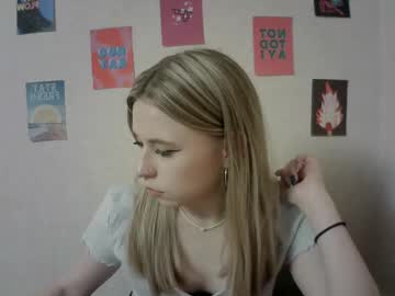 Peach_Shine May 22, 2025 Chaturbate stream image