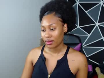 Latina_Hornyparadise stream photo from May 22, 2025