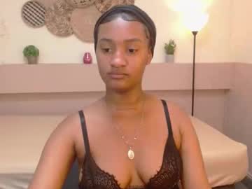 Naomilux7 May 22, 2025 Chaturbate stream image