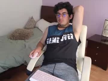 Sexypolarbear33 May 22, 2025 Chaturbate stream image