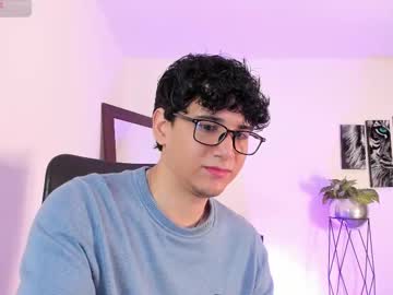 Viktor_Parker May 22, 2025 Chaturbate stream image
