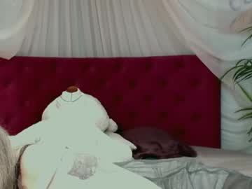 Silver_Sofa May 23, 2025 Chaturbate stream image
