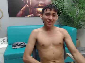 Alexander_Russoo May 23, 2025 Chaturbate stream image