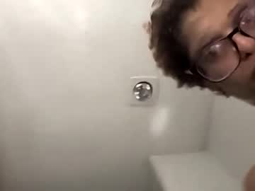 Hshehehdhehhd May 23, 2025 Chaturbate stream image