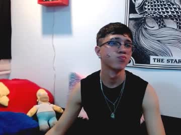 Thiago_N_Sam May 23, 2025 Chaturbate stream image