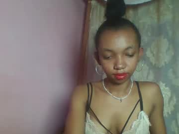 Valencia302364 May 23, 2025 Chaturbate stream image
