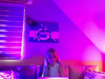 Dreamcatcherfantasy May 23, 2025 Chaturbate stream image