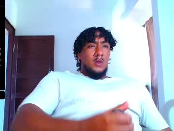 Yosoy_Enzo2020 May 23, 2025 Chaturbate stream image