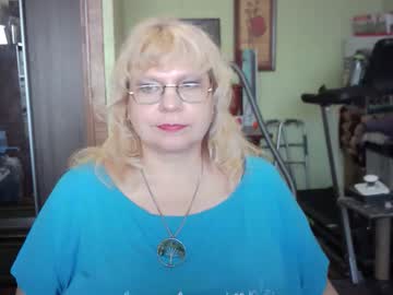 Beverlycynia May 23, 2025 Chaturbate stream image