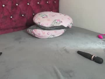 Rosiitafresita01 May 23, 2025 Chaturbate stream image