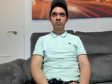 Aaronhugexxl May 23, 2025 Chaturbate stream image
