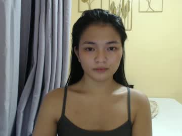 Lovely_Laura09 May 23, 2025 Chaturbate stream image