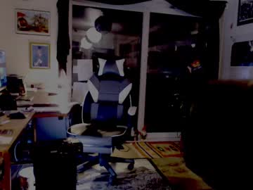 Dopeleaf2 May 23, 2025 Chaturbate stream image