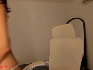 Oliviaoliviaprince May 23, 2025 Chaturbate stream image