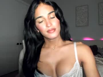 Ariia1_ May 24, 2025 Chaturbate stream image