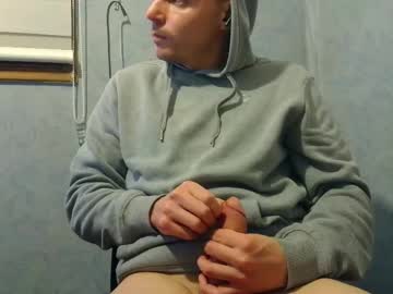Nextdoorneighbor444 May 24, 2025 Chaturbate stream image