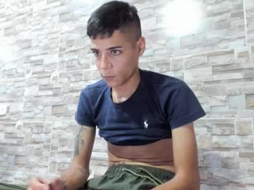 Danielsanta_18 May 24, 2025 Chaturbate stream image