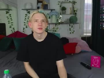 Ron_Vilsx May 24, 2025 Chaturbate stream image