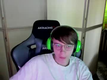 Aron_Neall May 24, 2025 Chaturbate stream image