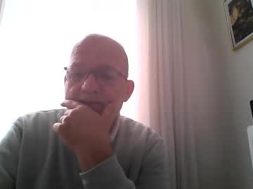 Beardman916444 May 24, 2025 Chaturbate stream image