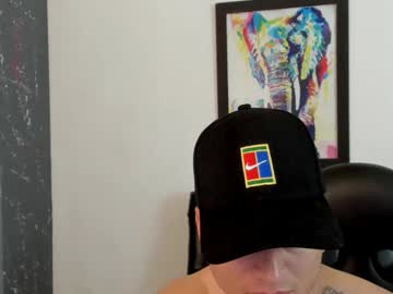Mikke_Love May 24, 2025 Chaturbate stream image