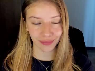 Sofia_Woodss May 24, 2025 Chaturbate stream image
