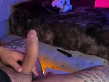 Abbyandchris1 May 24, 2025 Chaturbate stream image