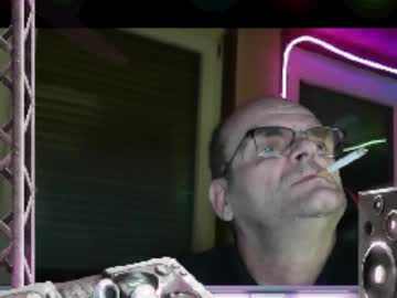 R_2d2_ May 24, 2025 Chaturbate stream image