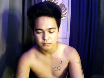 Huge_Oswynx May 25, 2025 Chaturbate stream image