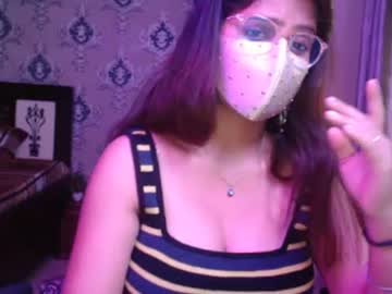 Indian_Golden_Beauty May 25, 2025 Chaturbate stream image